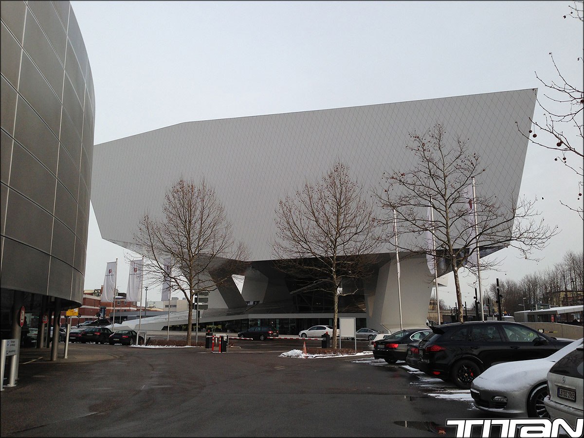 Porsche-Museum-003